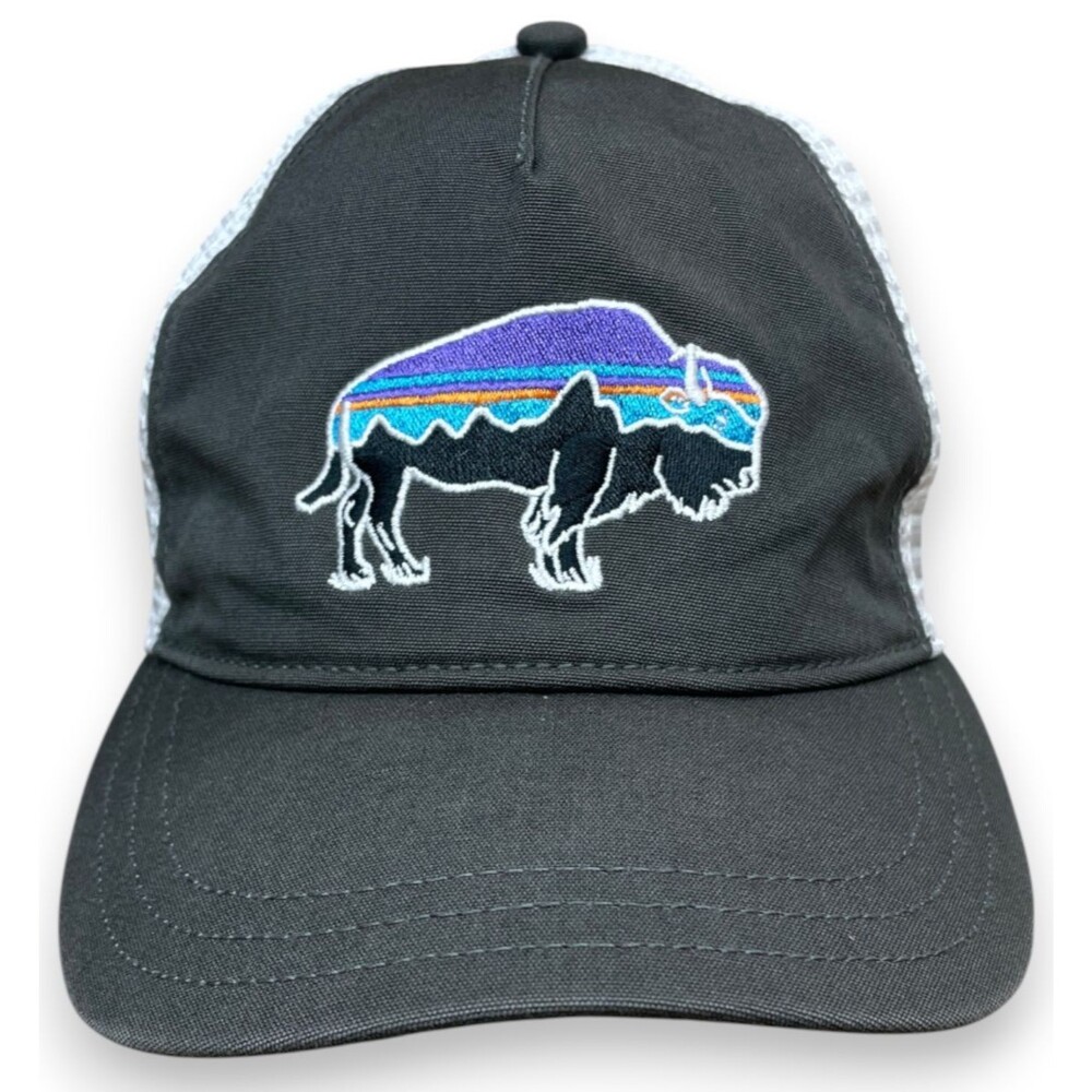 Patagonia Fitz Roy Bison Layback Trucker Hat Womens Gray Snapback Cap Mesh